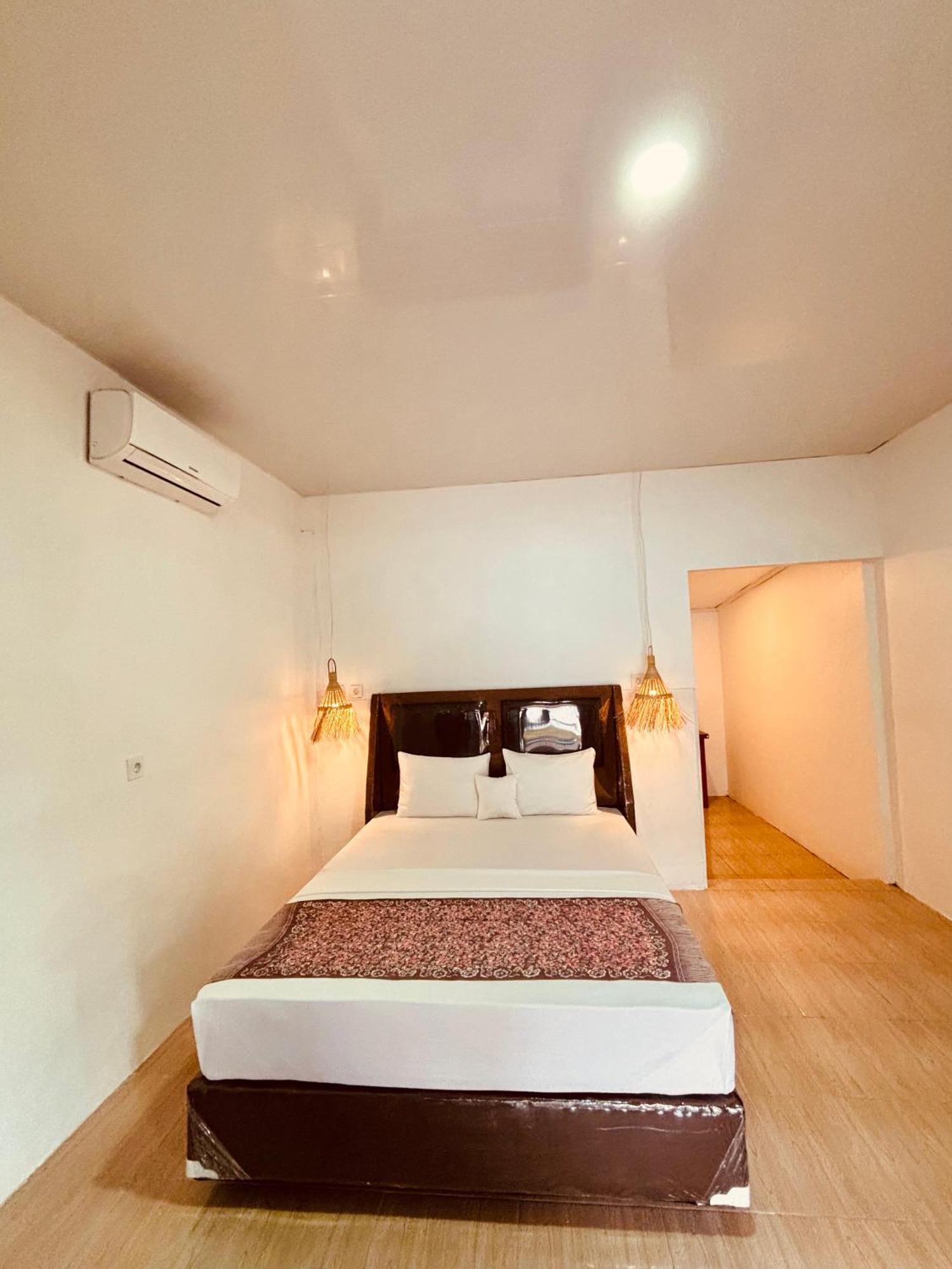 Anjani Larva Cottage - Homestay And Eatery Senaru Esterno foto